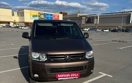 Volkswagen Multivan T5, 2011 год, 2 550 000 рублей, 2 фотография