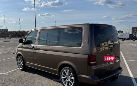 Volkswagen Multivan T5, 2011 год, 2 550 000 рублей, 5 фотография