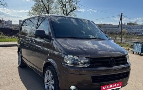 Volkswagen Multivan T5, 2011 год, 2 550 000 рублей, 8 фотография