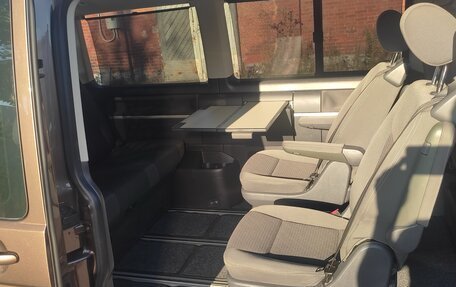 Volkswagen Multivan T5, 2011 год, 2 550 000 рублей, 21 фотография