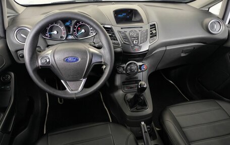 Ford Fiesta, 2018 год, 995 000 рублей, 12 фотография