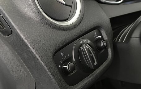 Ford Fiesta, 2018 год, 995 000 рублей, 9 фотография