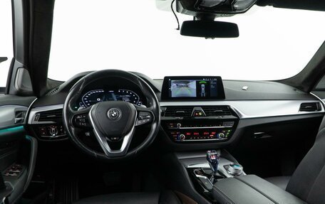 BMW 5 серия, 2019 год, 3 783 444 рублей, 6 фотография