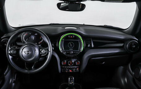 MINI Hatch, 2020 год, 3 290 000 рублей, 17 фотография