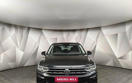 Volkswagen Tiguan II, 2021 год, 2 900 000 рублей, 7 фотография