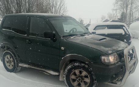 Nissan Terrano II рестайлинг, 2001 год, 450 000 рублей, 5 фотография
