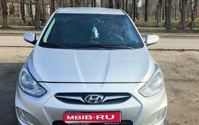 Hyundai Solaris II рестайлинг, 2011 год, 670 000 рублей, 1 фотография