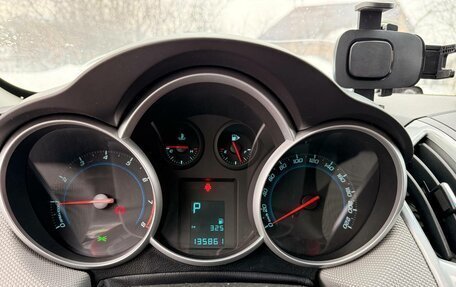 Chevrolet Cruze II, 2013 год, 780 000 рублей, 11 фотография