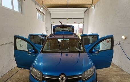 Renault Sandero II рестайлинг, 2015 год, 565 000 рублей, 10 фотография
