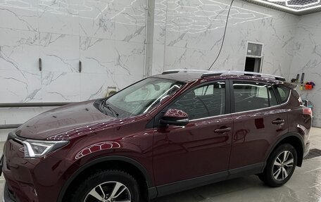 Toyota RAV4, 2018 год, 2 320 000 рублей, 4 фотография