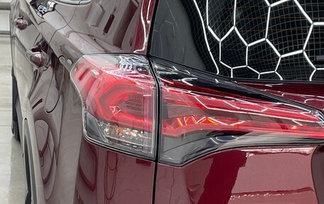 Toyota RAV4, 2018 год, 2 320 000 рублей, 8 фотография