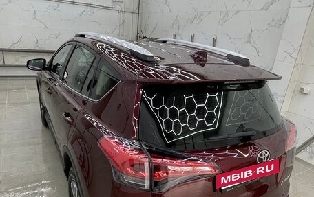 Toyota RAV4, 2018 год, 2 320 000 рублей, 6 фотография