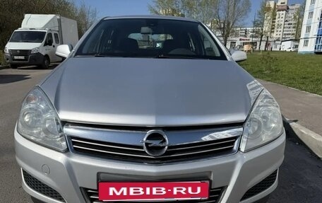 Opel Astra H, 2009 год, 545 000 рублей, 2 фотография
