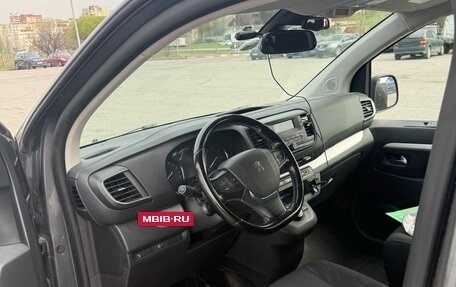 Peugeot Traveller I, 2021 год, 3 250 000 рублей, 8 фотография