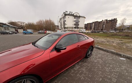 Mercedes-Benz E-Класс, 2017 год, 3 400 000 рублей, 2 фотография
