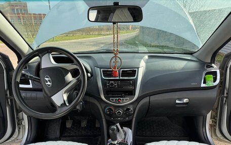 Hyundai Solaris II рестайлинг, 2011 год, 690 000 рублей, 8 фотография