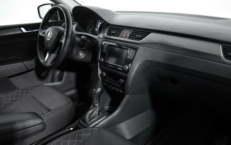 Skoda Rapid I, 2017 год, 1 130 000 рублей, 13 фотография