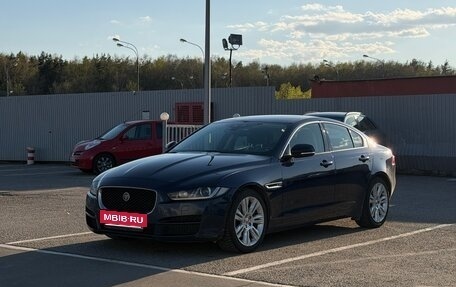 Jaguar XE I рестайлинг, 2015 год, 1 300 000 рублей, 18 фотография