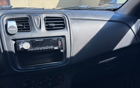 Renault Logan II, 2017 год, 685 000 рублей, 11 фотография