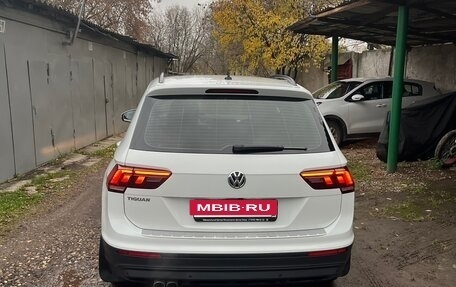 Volkswagen Tiguan II, 2020 год, 2 700 000 рублей, 4 фотография