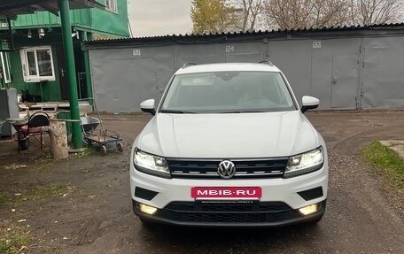 Volkswagen Tiguan II, 2020 год, 2 700 000 рублей, 6 фотография