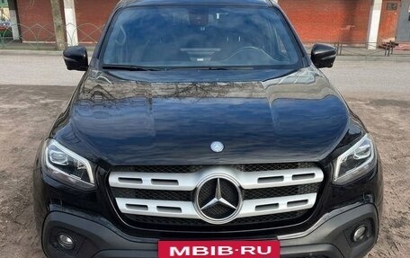 Mercedes-Benz X-Класс I, 2018 год, 3 350 000 рублей, 10 фотография