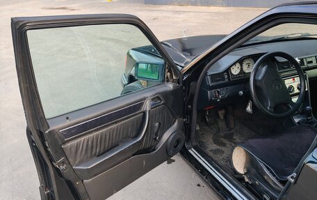 Mercedes-Benz E-Класс, 1992 год, 500 000 рублей, 7 фотография