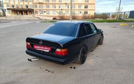 Mercedes-Benz E-Класс, 1992 год, 500 000 рублей, 17 фотография