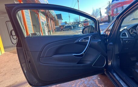 Opel Astra J, 2013 год, 925 000 рублей, 6 фотография