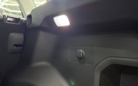 Toyota RAV4, 2026 год, 4 100 000 рублей, 29 фотография