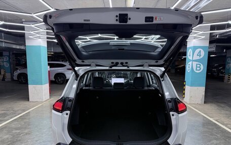Toyota RAV4, 2026 год, 4 100 000 рублей, 30 фотография