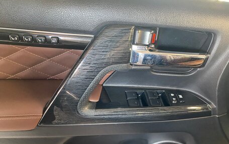 Toyota Land Cruiser 200, 2012 год, 3 650 000 рублей, 6 фотография