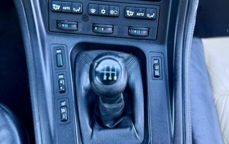 BMW 8 серия, 1992 год, 15 000 000 рублей, 10 фотография