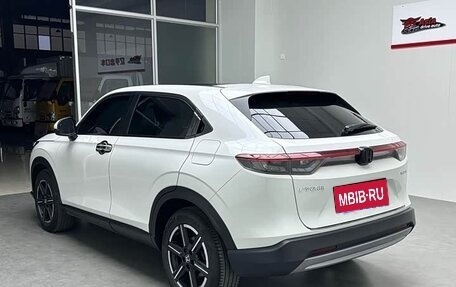 Honda Vezel, 2023 год, 2 100 000 рублей, 7 фотография