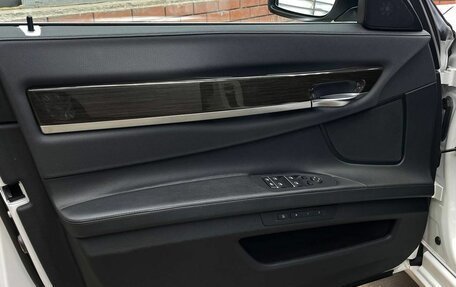 BMW 7 серия, 2012 год, 2 900 000 рублей, 10 фотография