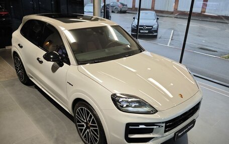 Porsche Cayenne III, 2025 год, 22 690 000 рублей, 2 фотография