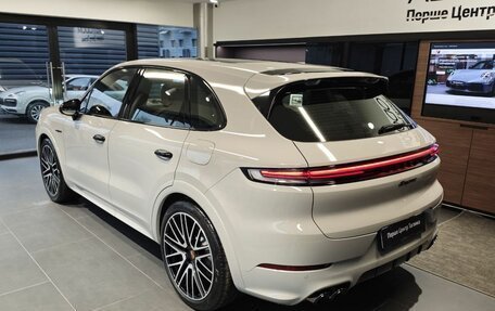 Porsche Cayenne III, 2025 год, 22 690 000 рублей, 3 фотография