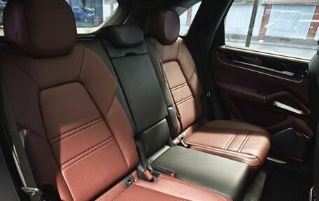Porsche Cayenne III, 2025 год, 22 690 000 рублей, 16 фотография