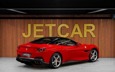 Ferrari Portofino, 2018 год, 21 300 000 рублей, 11 фотография