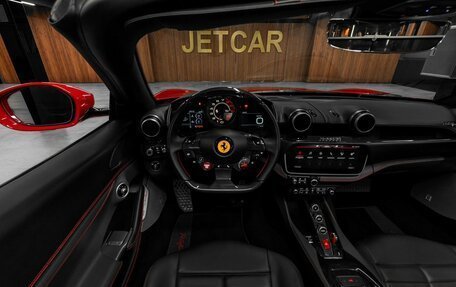 Ferrari Portofino, 2018 год, 21 300 000 рублей, 37 фотография