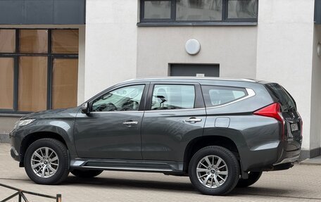 Mitsubishi Pajero Sport III рестайлинг, 2019 год, 3 400 000 рублей, 4 фотография