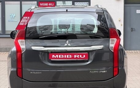 Mitsubishi Pajero Sport III рестайлинг, 2019 год, 3 400 000 рублей, 6 фотография