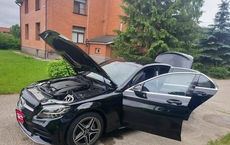 Mercedes-Benz C-Класс, 2019 год, 3 100 000 рублей, 1 фотография