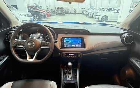 Nissan Kicks I, 2022 год, 1 890 000 рублей, 6 фотография