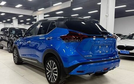 Nissan Kicks I, 2022 год, 1 890 000 рублей, 4 фотография