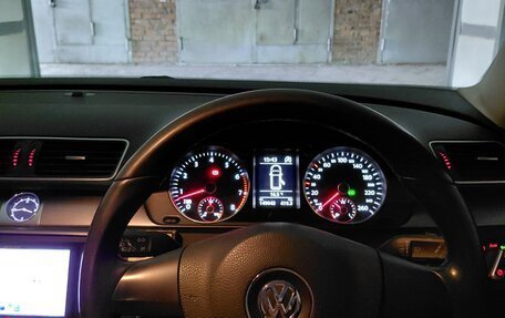 Volkswagen Passat B7, 2012 год, 1 050 000 рублей, 39 фотография