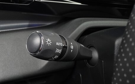 Peugeot 308, 2022 год, 2 000 080 рублей, 24 фотография