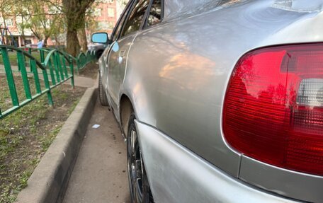 Audi A4, 1998 год, 260 000 рублей, 2 фотография
