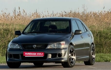 Toyota Altezza, 1999 год, 1 100 000 рублей, 2 фотография