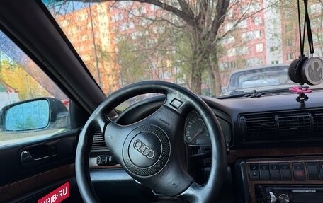 Audi A4, 1998 год, 260 000 рублей, 14 фотография